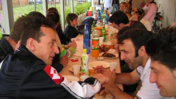 Mai 2006 Wohltätigkeitsbasar